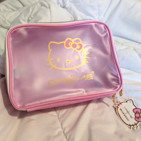 Hello Kitty X Creme Shop Travel Bag, Limited Edition. Cute See Through Bag That Can Store Makeup Or Skincare Any Questions? Don't Hesitate To Ask! Shipped By A Collector! Hello Kitty Travel Bag, Hello Kitty X Creme, Hello Kitty Makeup Products, Hello Kitty Shopping, Hello Kitty Travel, Hello Kitty Makeup Bag, Skincare Bag, Hello Kitty Room Decor, Hello Kitty Shop