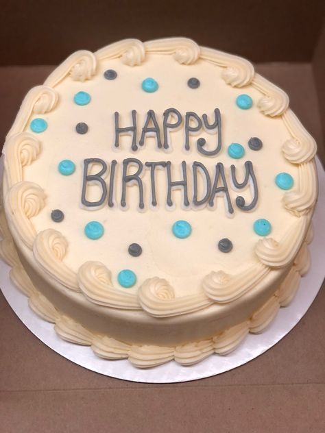 Classic Birthday Cakes For Men, Simple Round Birthday Cake For Men, Easy Birthday Cake Ideas For Men, Simple Birthday Cake For Men, Chocolate Trifle Desserts, 21st Birthday Cake For Guys, Round Birthday Cakes, Cake Design For Men, 50 Party