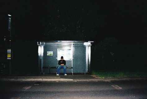 Kodak porta 400, cannon eos 300d. Once again someone plz use this for an album cover. Night time, bus stop nike Bus Stop Cinematography, Bus Station Aesthetic, Bus Stop Photoshoot, Bus Stop Photography, Bus Stop Aesthetic, Bus Stop At Night, Pr Photoshoot, Bus Concept, Night Photography Portrait