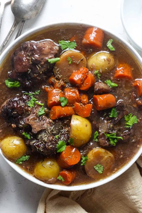 Oxtail Beef Stew, Oxtail Recipes South African, Stewed Oxtail Recipe, Oxtail Crockpot Recipes, Ox Tail Recipe Southern, Best Oxtail Recipe, Ancestral Recipes, Oxtail Recipes Crockpot, Jamaican Soup