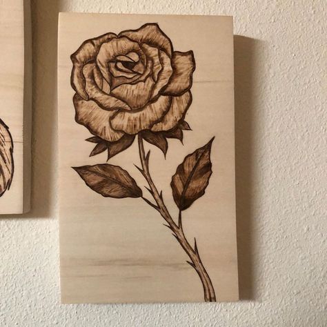 Stargazer Lilly, Wood Burn Designs, Lilly Flower, Woodburning Projects, Pyrography Art, Wood Burning Crafts, Wood Burning Patterns, Wood Burning Art, Wood Tools