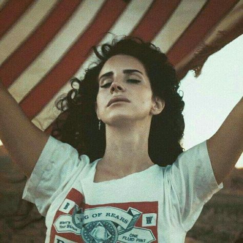 Lana Americana Aesthetic, Americana Aesthetic Lana Del Rey, Vintage American Aesthetic, All American Girl Aesthetic, American Core Aesthetic, Born To Die Era Aesthetic, Vintage Americana Summer, Old Americana Aesthetic, Trashy Americana