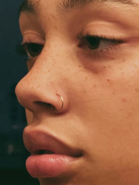 Minimal Nose Ring, Minimalistic Nose Piercing, Gold Hoop Nose Piercing, Gold Hoop Nose Ring Aesthetic, Nose Piercing Ring Aesthetic, Gold Nose Piercing Aesthetic, Classy Nose Piercing, Nose Piercing Placement Chart, Gold Nose Ring Aesthetic