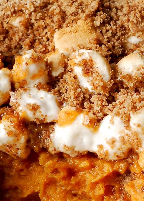 Potato Board, Sweet Potato Casserole With Marshmallows, Thanksgiving Tips, Best Sweet Potato Casserole, Sweet Potato Casserole Easy, Sweet Potato Recipes Casserole, Diy Easy Recipes, Best Thanksgiving Recipes, Cinnamon Streusel