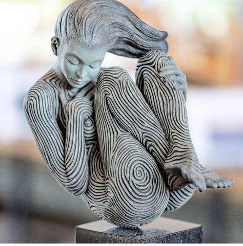 Metal Sculpture Artists, Nature Paper, Nature Motifs, Figurative Artwork, The Beauty Of Nature, Bike Chain, Ceramics Pottery Art, Figurative Sculpture, British Artist