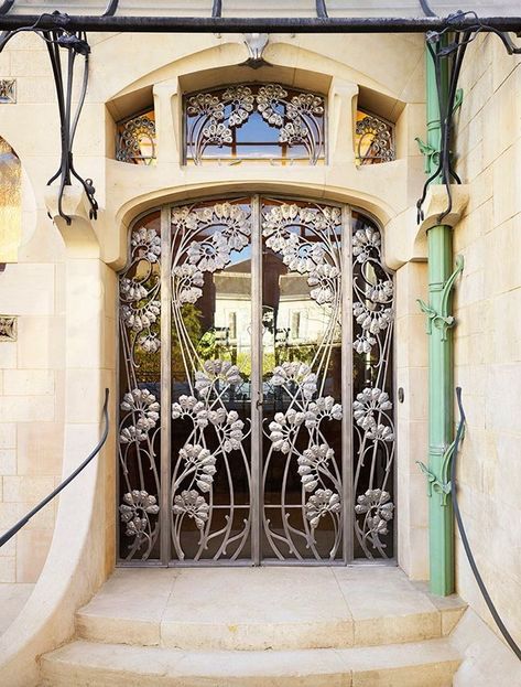 Art Nouveau Arquitectura, Architecture Art Nouveau, Art Nouveau Interior, Design Art Nouveau, Art Nouveau Architecture, Art Nouveau Design, Alvar Aalto, Beautiful Doors, Architecture Fashion