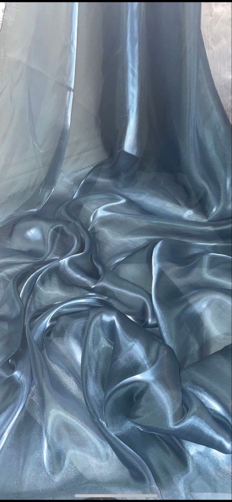 Crushed Velvet Fabric, Bridal Table, Shiny Fabric, Organza Fabric, Fabulous Fabrics, 가을 패션, Crushed Velvet, Blue Aesthetic, Dress Fabric