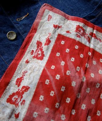 Red Bandana Aesthetic, Bandit Aesthetic, Bandana Aesthetic, Western Bandana, Aesthetic Western, Bohemian Style Men, Vintage Bandana, Bandana Design, Bandana Styles