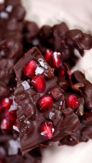 This bark is as sweet and juicy as a box of chocolate-covered cherries, but a lot more sophisticated. (Photo: Andrew Scrivani for The New York Times) Pomegranate Bark, Melissa Clark, Chocolate Covered Cherries, Candied Ginger, Bark Recipe, Nyt Cooking, Chocolate Bark, Best Chocolate, Pavlova