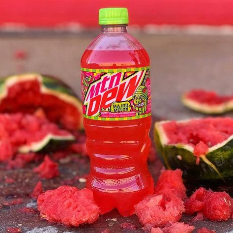 Mountain Dew’s New Watermelon Flavor Is Officially on Shelves to Give You a Dose of Summer Watermelon Soda, Watermelon Flavor, Soda Flavors, Raspberry Lemonade, Mountain Dew, Doll Gift, New Flavour, Melon, Say Hello