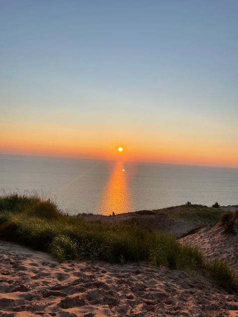 North Bear Shores Michigan, Dunes Aesthetic, Michigan Sand Dunes, Michigan Aesthetic, Sand Dunes Michigan, Sleeping Bear Dunes Michigan, Summer Aesthetic Sunset, Traveling America, Glen Lake