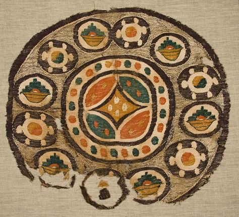 Fragment of tapestry Inv. No. 1896  Linen, wool  Unknown provenance, 5th century  Coptic Museum, Cairo Coptic Museum, Coptic Textiles, Coptic Art, Art Retreats, African Textiles, Fibres Textiles, Ancient Egyptian Art, Antique Fabrics, Art Antique