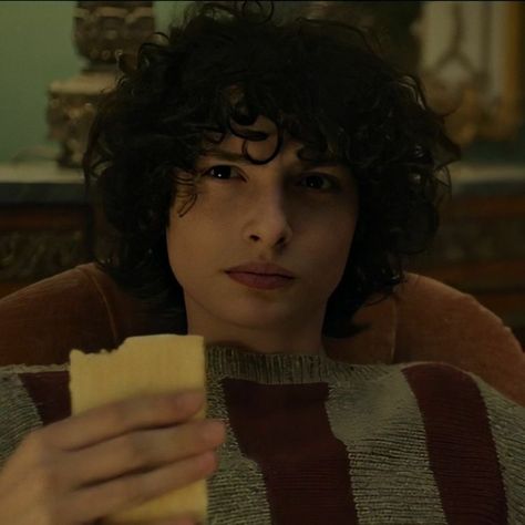 Miles Fairchild, Finn Stranger Things, Stranger Things Actors, Finn The Human, Finn Wolfhard, The Perfect Guy, Goldfinch, Future Boyfriend, Millie Bobby Brown