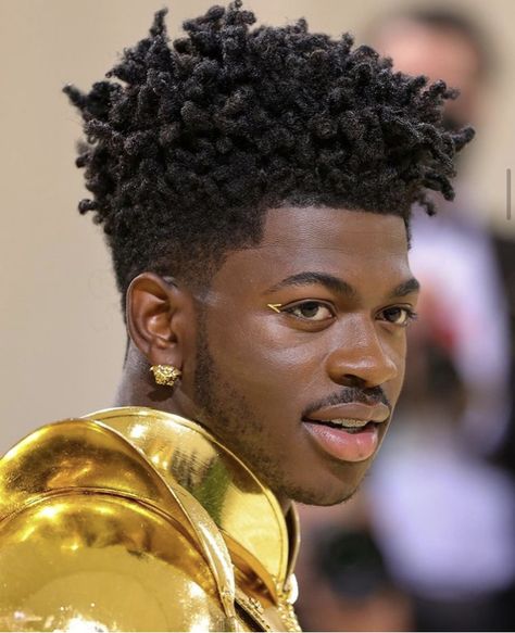 Lil Nas X Met Gala, Gigi Hadid Images, X Makeup, Best Dressed Celebrities, Red Carpet Beauty, Face Jewels, People Of Interest, Male Artist, The Met Gala