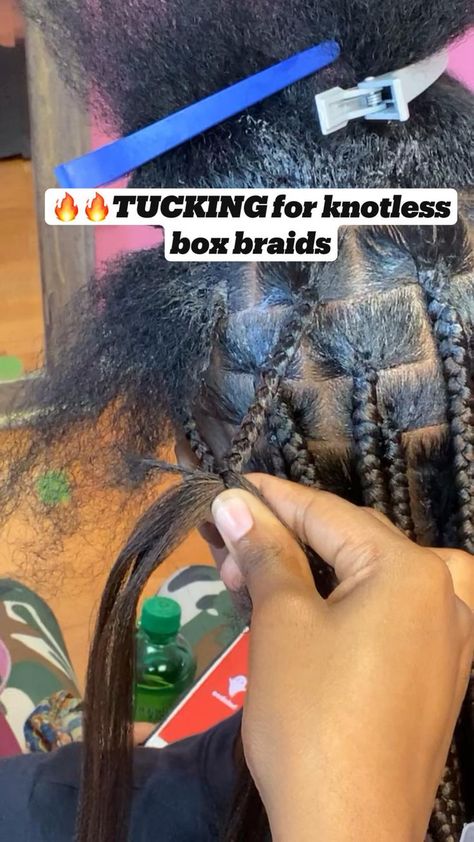 Knotless Box Braids Natural Hair, Natural Hair Styles Braids, Box Braids Natural Hair, Braids Natural Hair, Box Braids Tutorial, Hair Styles Braids, Parting Hair, Knotless Box Braids, Braided Hair Tutorial