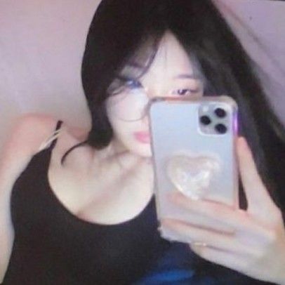 Ulzzang Glasses, Asian Glasses, Korean Glasses, Short Hair Glasses, Instagram Asian, Ulzzang Short Hair, People With Glasses, Japanese Icon, Grp Port