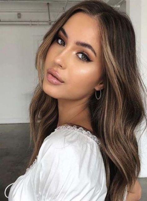 Makeup Tip, Brown Hair Balayage, Hair 2018, Long Brown Hair, Hair Color Highlights, Brown Blonde Hair, Face Framing, Brunette Hair, Balayage Hair