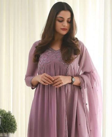 New Model Churidar Designs 2023, Lavender Umbrella Kurthi, Churidar New Model Design, Umbrella Kurthi Models, Grape Colour Churidar, Partywear Churidar Design, Churidhar Models For Wedding, Alia Cut Dresses Design Kurti, Designer Churidar Party Wear