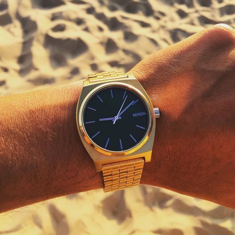 Golden hour with the Nixon Time Teller Nixon Time Teller, Mens Watches Affordable, Minimalist Men, Gold Watches, Vintage Watches For Men, Accessories Fashion, Mens Luxury, Mens Accessories Fashion, Nixon