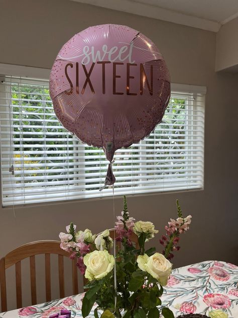 Sweet Sixteen Aesthetic, Sixteen Aesthetic, Sweet 16 Aesthetic, Birthday Party Flowers, 16 Aesthetic, Sweet 16 Birthday Party, 16th Birthday Party, Aesthetic Pinterest, Sweet 16 Birthday