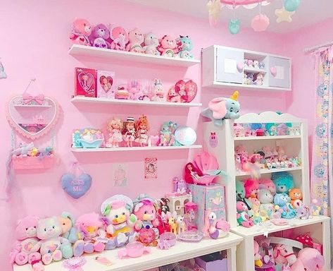 Playrooms Ideas, Kawaii Rooms, Kawaii Room Ideas, Shelf Inspiration, Room Paintings, Kawaii Bedroom, Otaku Room, Cute Bedroom Ideas, Dekorasi Kamar Tidur