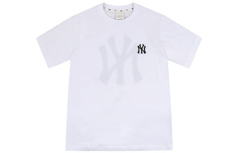 MLB New York Yankees Big Logo Round Neck Short Sleeve T-shirt Unisex White 31TS03031-50W Blood Outfit, Png Clothes, Yankees T Shirt, Round Logo, Christmas Wishlist, Dream Clothes, Staple Pieces, White T Shirt, New York Yankees