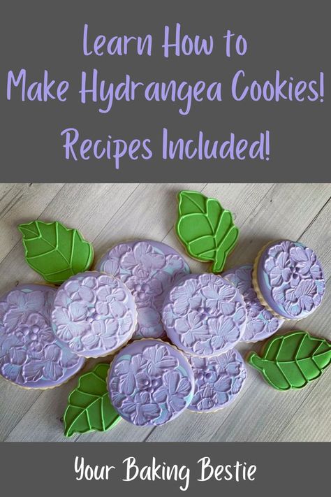 hydrangea cookie Hydrangea Cookies Decorated, Hydrangea Cookies, Sugar Cookie Decorating Icing, Baking Besties, Royal Icing Recipes, Christmas Sugar Cookies Decorated, Cookies Decorated With Royal Icing, Cookie Decorating Icing, Flower Sugar Cookies