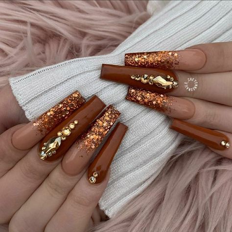 Brown Glitter Nails, Brown Acrylic Nails, Brown Nails Design, Brown Glitter, Gold Glitter Nails, Fall Acrylic Nails, Sparkle Nails, Nail Designs Glitter, Sparkly Nails