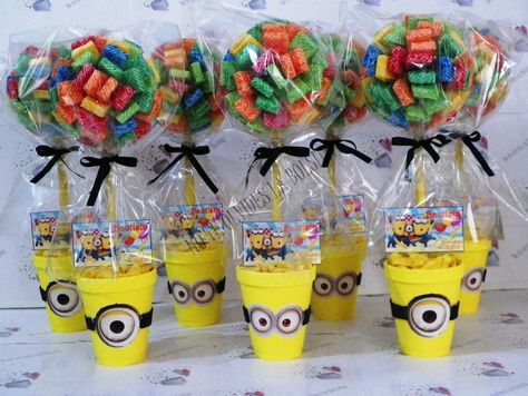 Minion Centerpieces Ideas, Minion Centerpieces, Minion Party Theme, Minion Baby, Pyjamas Party, Minions Party, Minion Theme, Minion Birthday Party, Minion Birthday