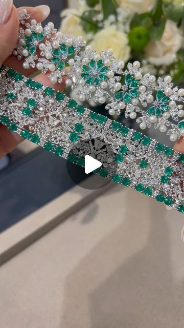 TRACEY ELLISON on Instagram: "FANCY CUT DIAMONDS, EMERALDS, PEARLS - how beautiful are these @kamyenjewellery bracelets? Adore them! Do you have a favorite?  Poll below! Contact @kamyenjewellery for details and pricing. 💚💚💎💎🤍🤍 #thediamondsgirl#kamyen #kamyenjewellery #pearls #emerald #diamond#pearl #bracelets #jewelry #jewellery" Bracelet Emerald, Kamyen Jewellery, Gorgeous Jewelry, How Beautiful, Emerald, Instagram