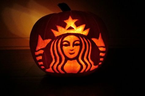 Starbucks Pumpkin Pumpkin Carving Ideas Starbucks, Starbucks Pumpkin Carving, Starbucks Painted Pumpkin, Pumpkin Carving Starbucks, Coffee Pumpkin Carving, Best Pumpkin Carving Ideas Creative, Stranger Things Pumpkin Carving Ideas, Halloween Starbucks Logo, Cheap Pumpkin Starbucks Drinks