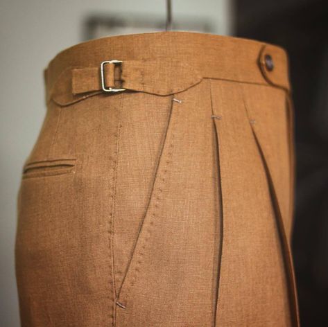 Mens Pleated Trousers, Men Pants Pattern, Pants Outfit Men, Slim Straight Pants, Designer Suits For Men, Vintage Trousers, Men Stylish Dress, Men Trousers, Fashion Suits For Men