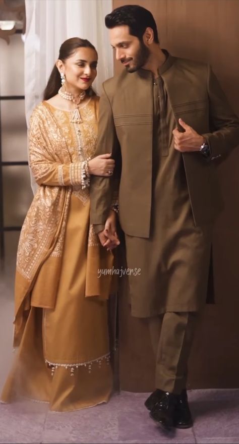 Wahaj Ali Yumna Zaidi, Formal Couple Outfits, Indian Wedding Clothes For Men, Wahaj Ali, Yumna Zaidi, Bridal Songs, Bridal Makeup Images, Deepika Padukone Style, Men's Ethnic Wear