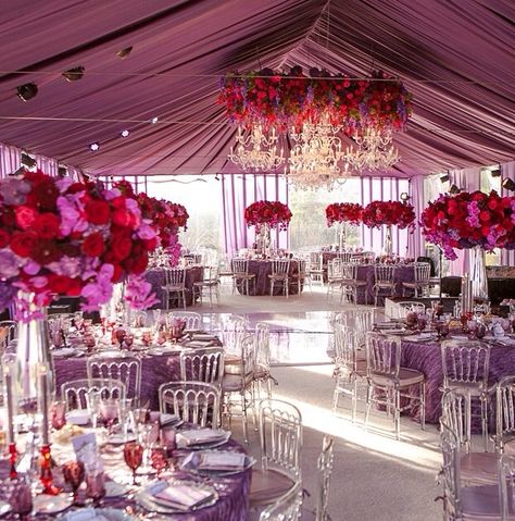 Purple and red combination Red Debut Theme, Purple Red Wedding, Red Purple Wedding, Lilac Decor, Debut Theme, Tent Decor, Purple Wedding Theme, White Lilac, Rose Violette