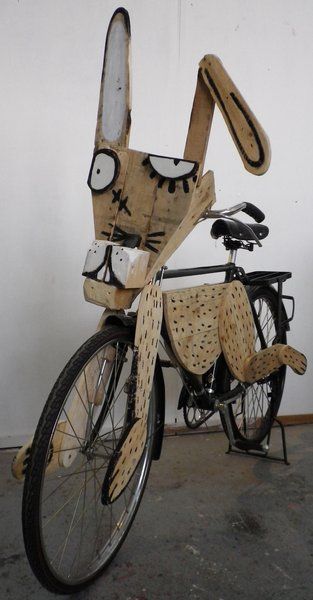 Burning Man Bike, Bike Parade, Bike Decorations, Cycling Inspiration, Wooden Bike, Bicycle Maintenance, Diy For Men, Man Bike, Pet Day