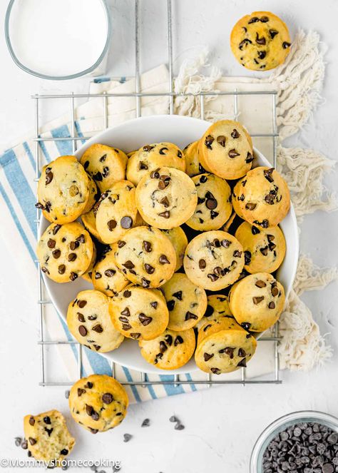 Mini Chocolate Chip Muffins (Egg-Free & Dairy-Free) Eggless Mini Muffins, Dairy Free Mini Muffins, Chocolate Chip Muffins No Eggs, No Egg Muffins, Muffins Without Eggs, Eggless Chocolate Chip Muffins, Bread Spreads, Eggless Muffins, Egg Free Muffins