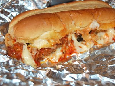 Cassie Craves: Foil-Baked Chicken Parmesan Sandwiches Chicken Parmesan Sandwich Recipe, Chicken Parmesan Sandwiches, Recipe For Baked Chicken, Foil Baked Chicken, Parmesan Sandwich, Grilled Chicken Parmesan, Chicken Parmesan Sandwich, Chicken Marinara, Best Sandwich Recipes