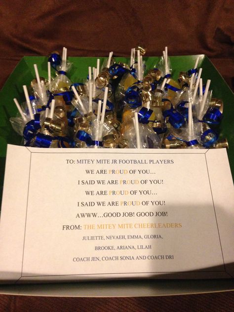 Candy Gram for football team. Lollipops, two gum balls and matching blue and gold star confetti. Total cost for 40 players $10.00 Football Diy, Candy Grams, Star Confetti, Cheer Gifts, Gold Star, Blue And Gold, Good Job, Gold Stars, Football Team