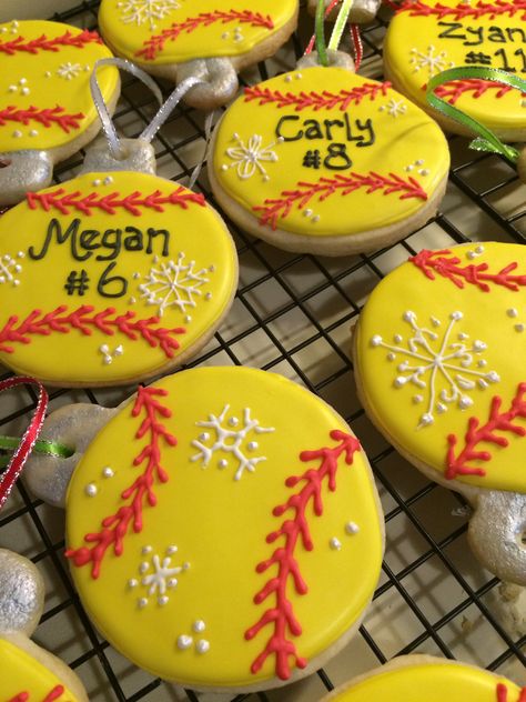 Softball Team Christmas Party Ideas, Softball Christmas Party, Lady Venom, Softball Cookies, Christmas Party Cupcakes, Softball Birthday Parties, Team Treats, Softball Birthday, Softball Ornaments