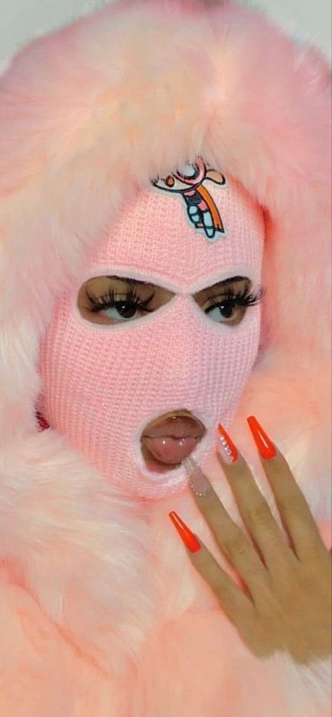 Pink Ski Mask Costume, Pink Ski Mask Halloween Costume, Pink Dope Wallpaper, Girly Baddie Aesthetic, Gangsta Girl Aesthetic Wallpaper, Ski Mask Girl Aesthetic, Che Ecru, Pink Ski Mask, Ski Mask Girl