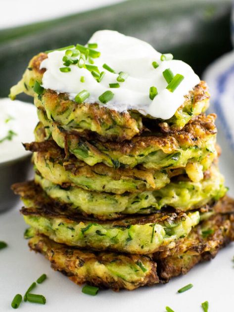 Vegetable Patties, Gimme Delicious, Zucchini Puffer, Fritters Recipe, Cilantro Sauce, Healthy Zucchini, Keto Pancakes, Low Carb Zucchini, Zucchini Fritters