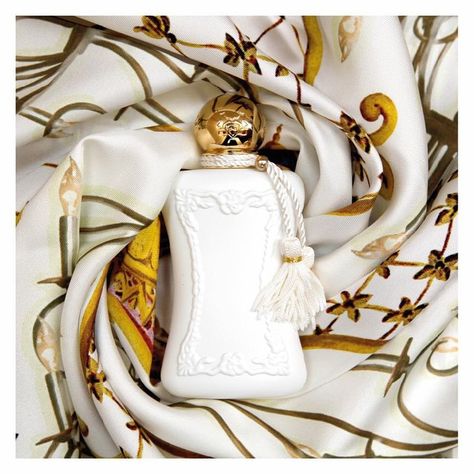 PARFUMS de MARLY on Instagram: “A mix of suave notes of the tuberose and woody notes of the Vetiver and Santal wood give the Sedbury its captivating essence.. #pdm…” Parfum De Marly, Pacifica Perfume, Parfums De Marly, Perfume Samples, Woody Notes, New Romantics, Year Of The Snake, The Snake, Perfume Spray