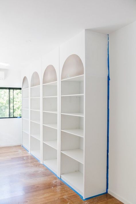 DIY Arched Wall Library — Smor Home Arched Library Wall, Arched Library, Arched Shelves, Fireplace Built Ins Diy, Wall Library, Pink Bookshelves, Billy Hack, Clay Pipe, Bookshelf Room