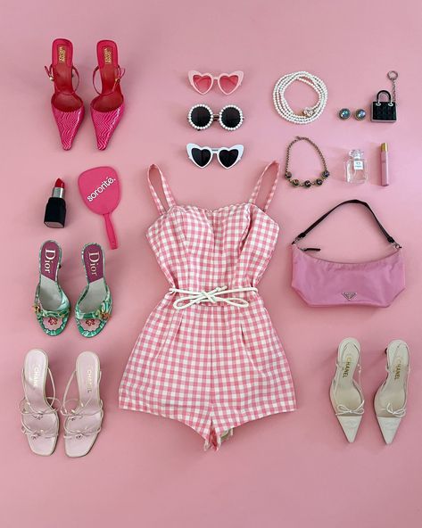 sororité. on Twitter: "vintage designer fashion packs 🎀 https://t.co/mKCPntpCk6" / Twitter Barbie Core Outfit, Sororite Vintage, Barbie Closet, Vintage Designer Fashion, Vintage Ootd, Barbie Core, Barbie Dream, Vintage Designer, Vintage Barbie