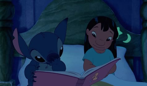 11 Things You Didn’t Know About Lilo & Stitch Lilo Y Stitch, Disney Aesthetic, Cute Disney Wallpaper, Comics Girl, Character Wallpaper, Disney Lilo, Classic Disney, Stitch Disney, Disney And Dreamworks