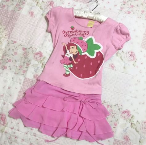 Cute Kawaii Outfits, Coquette Clothes, Hat Aesthetic, Outfits 2000s, Pop Pop Shirts, J Fashion, Other Outfits, Kawaii Clothes