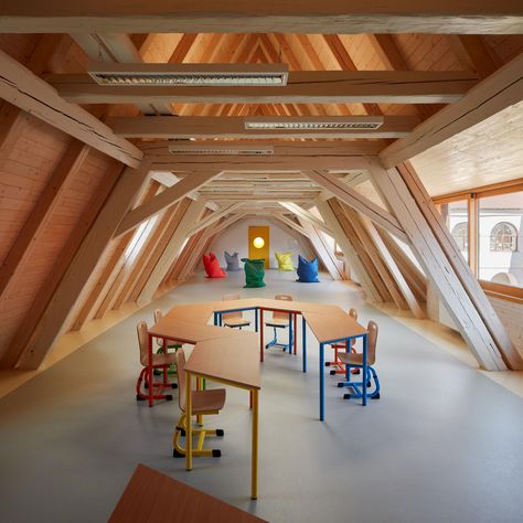 Public Atelier, FUUZE, BoysPlayNice · Elementary School Vřesovice · Divisare Timber Roof, Roof Trusses, Roof Structure, Red Roof, Patio Interior, New Classroom, Brno, Traditional Architecture, Old Buildings