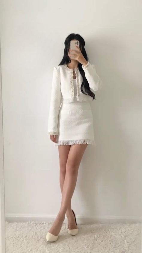 tiktok: fitsandbits Fancy Asian Outfits, Formal Asian Outfit, Royal Modern Outfits, Modern Preppy Style Classy, Rich Korean Outfit, Elegant Rich Outfit, Korean Graduation Dress, Classy Outfits For Women Dress Casual, Korean Rich Girl Outfit