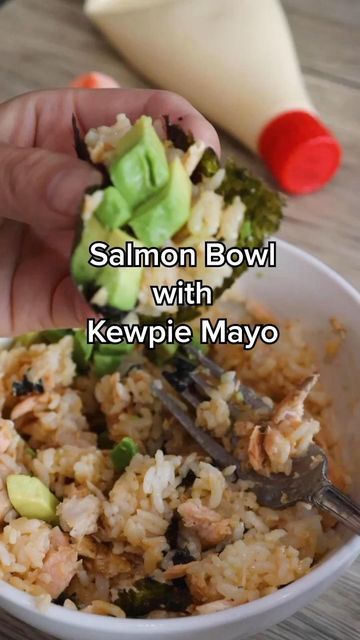 Kewpie USA on Instagram: "🎉 Toss up an effortless and delicious Salmon 🐟 Bowl: Just a splash of soy, a generous drizzle of creamy Kewpie Mayo, and ✨ voilà ✨ - you're almost done! Final touch of crispy nori and fresh avocado slices 🥑 for the ultimate easy yet oh-so-delicious lunch! 🍚 . . . . #EasyPeasyDelish #SalmonSnackAttack 🐟 #KewpieCraze #BowlGoals #kewpiemayo #QuickNHealthyMunchies #EasyFeast" What To Make With Kewpie Mayo, Recipes With Kewpie Mayo, Salmon Snack, Kewpie Mayo, Yum Yum Sauce, Salmon Bowl, Fresh Avocado, Avocado Slices, Delicious Lunch