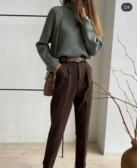 Classy Heels, Outfits Classy, Winter Fashion Outfits Casual, Scarf Outfit, Mode Casual, Mode Inspo, Work Outfits Women, 가을 패션